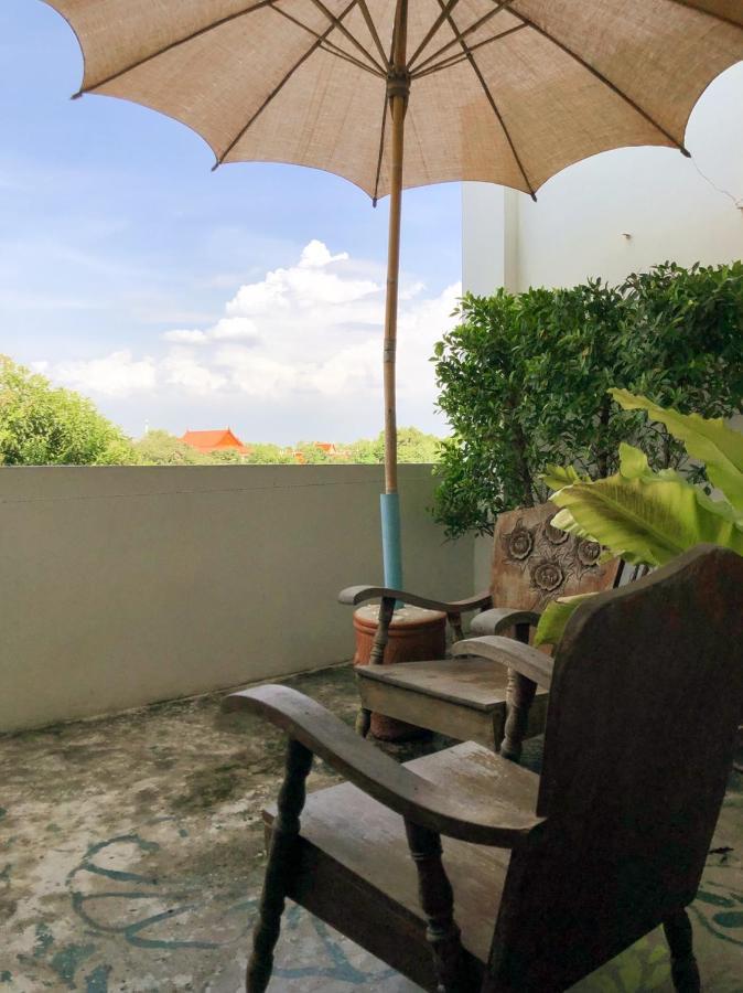 11:11 Hostel Phra Nakhon Si Ayutthaya Exterior foto
